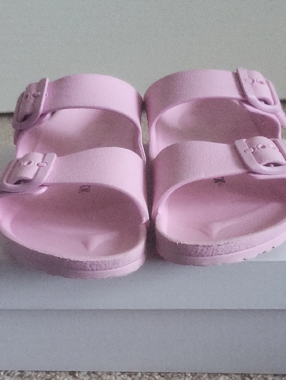 ♥️EUC♥️ Birkenstock Kids Light Pink EVA Two-Strap Slide Sandals - Picture 2 of 10